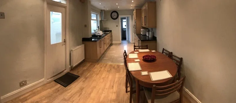Room Leyton Grange in Greater London