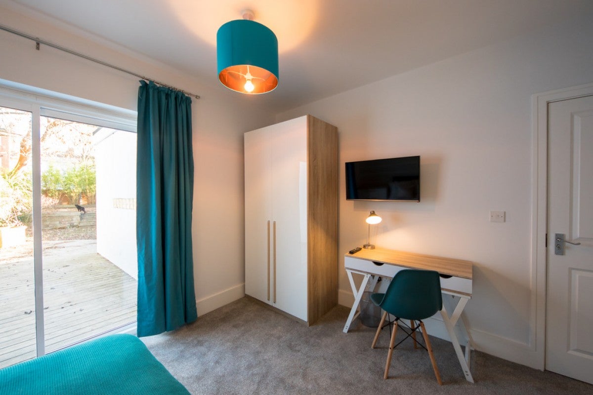Room Argyle Street in Reading