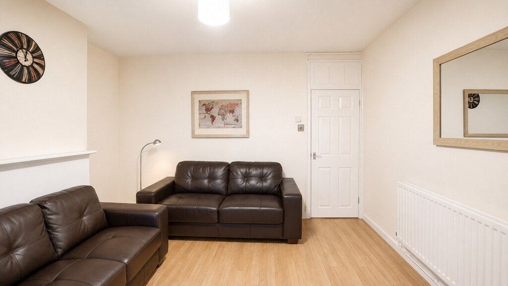 Room Gill Street in Greater London