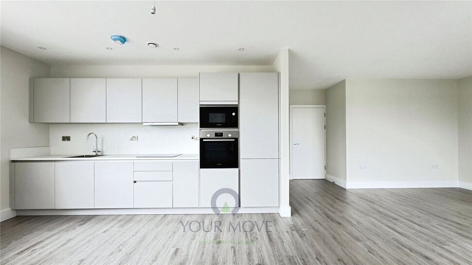 Flat Crayford Road in Dartford