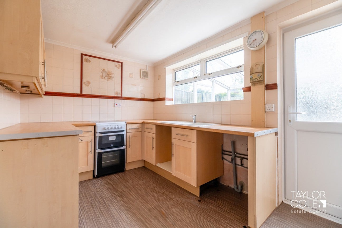 House Danelagh Close in Tamworth