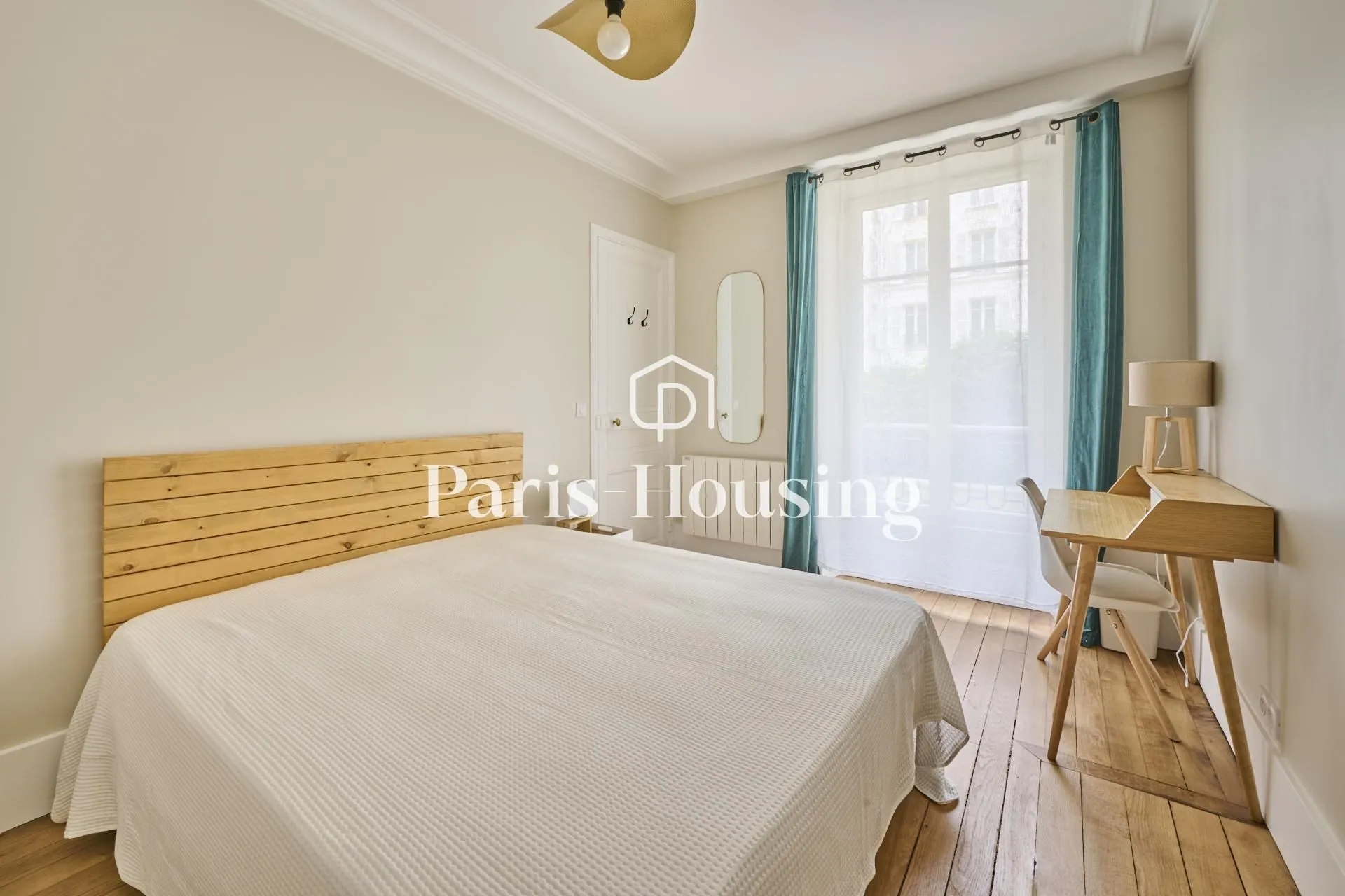 Appartement Rue du Champ de Mars à Paris