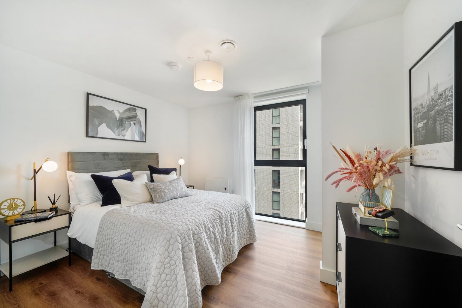 Flat Queen Street in Maidenhead