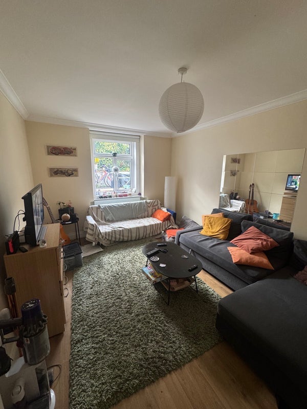 Room Haverstock Hill in Greater London