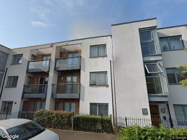 Flat Christie Lane in Salford