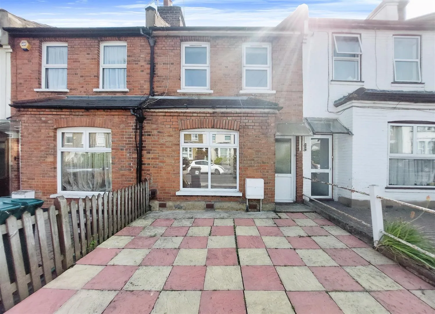 House Long Lane in Greater London