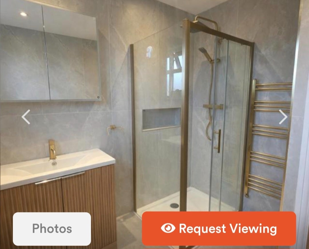 Room Kenneth Road in Greater London