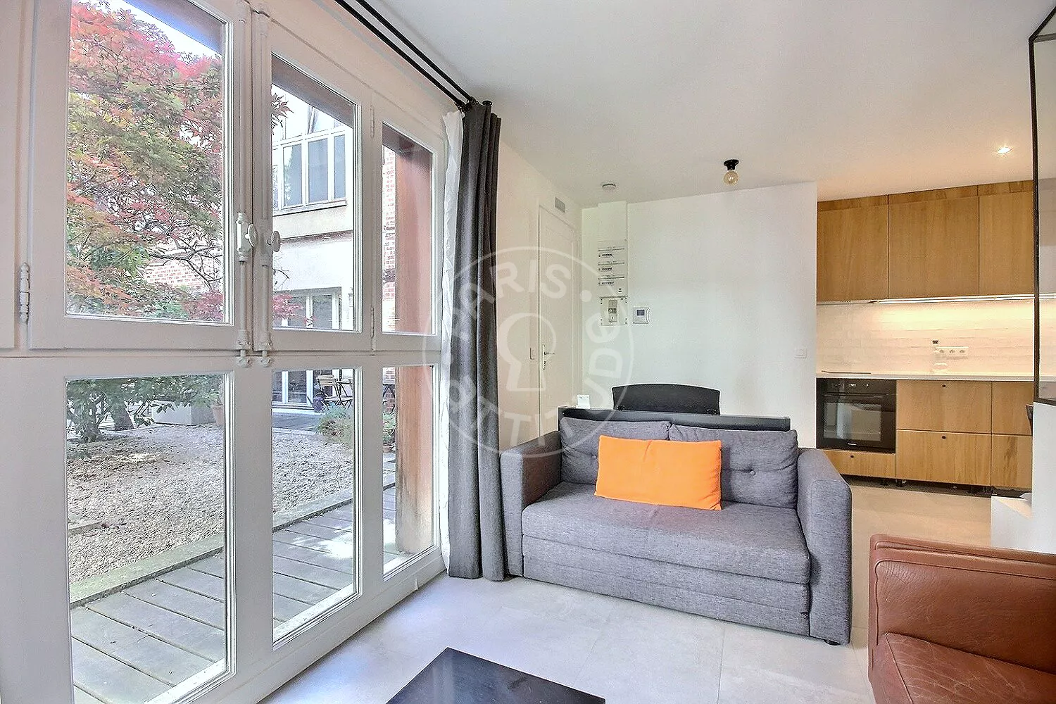 Flat Cité Véron in Paris