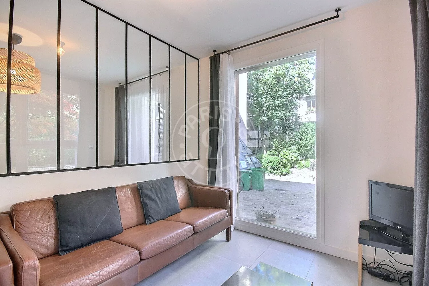 Flat Cité Véron in Paris