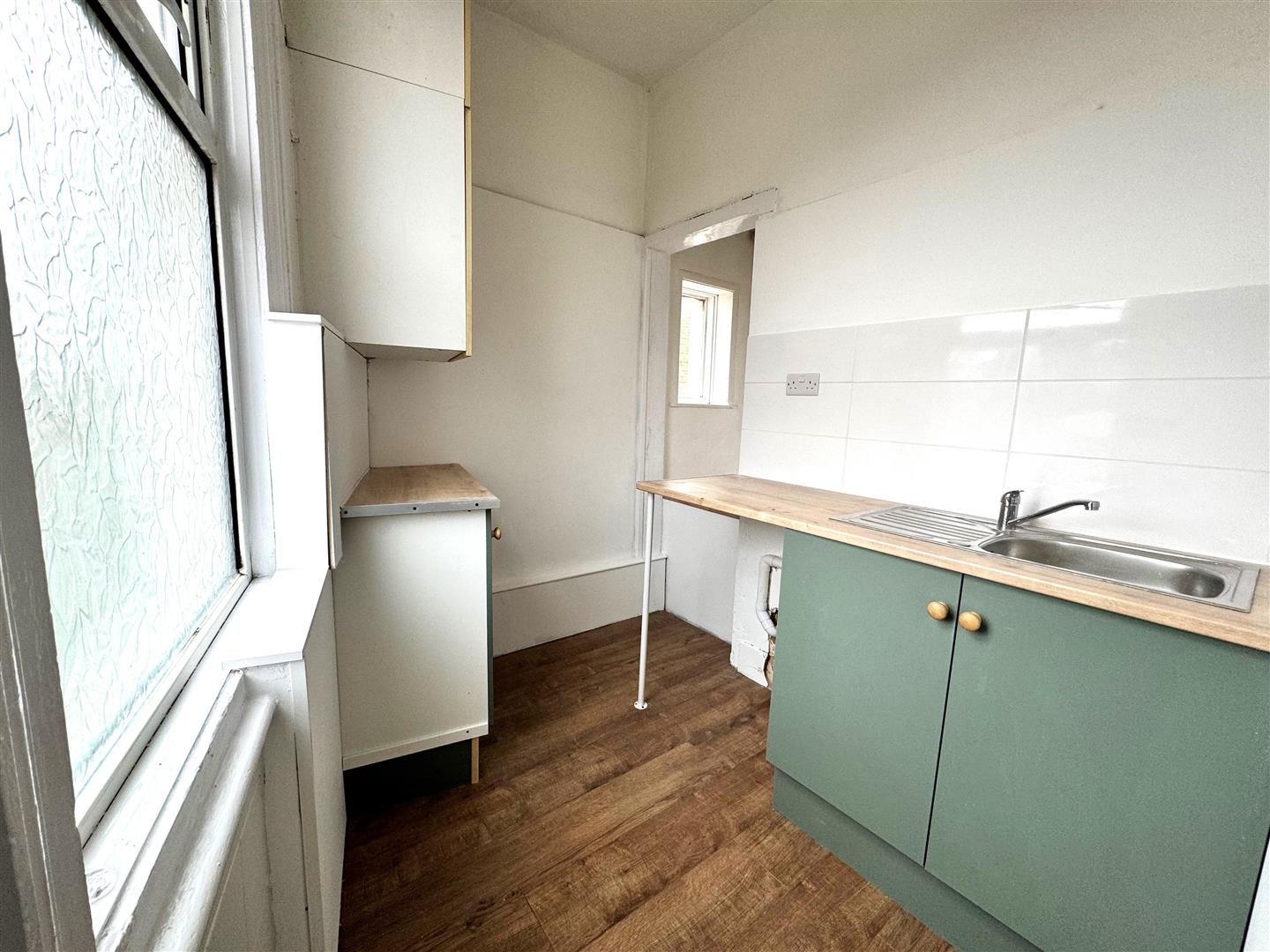 Flat Pembury Road in Southend-on-Sea