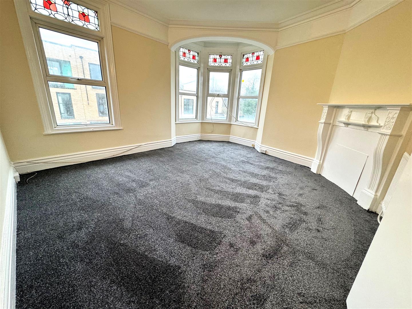 Flat Pembury Road in Southend-on-Sea