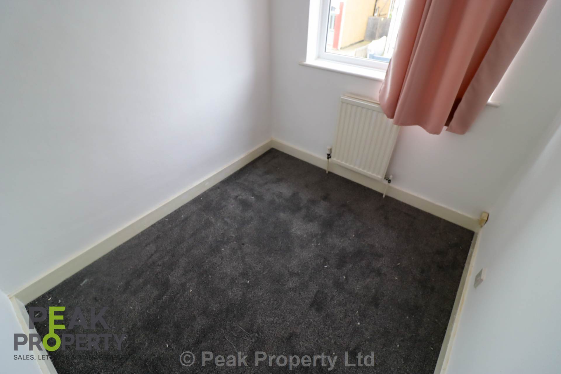 Flat Southview Drive in Southend-on-Sea