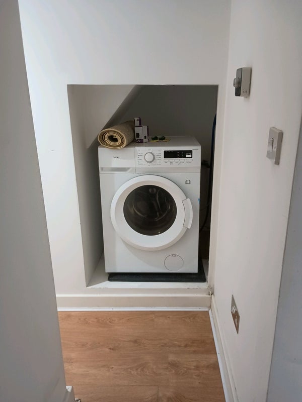 Flat Urmston Lane in Trafford