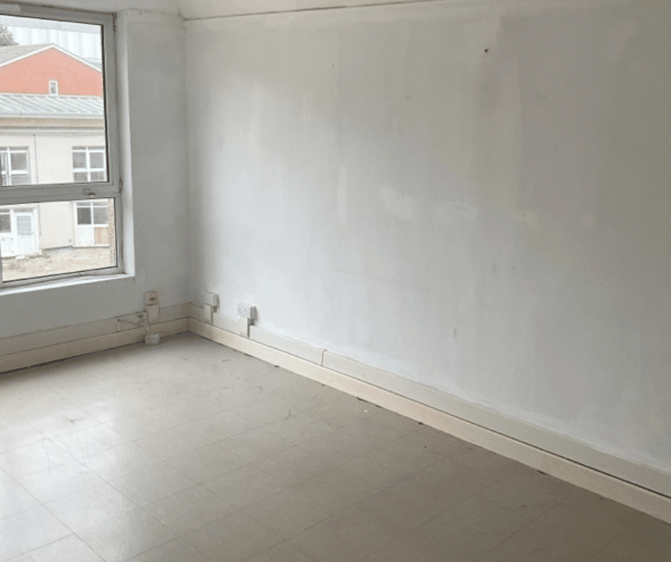 Flat Tiller Road in Greater London