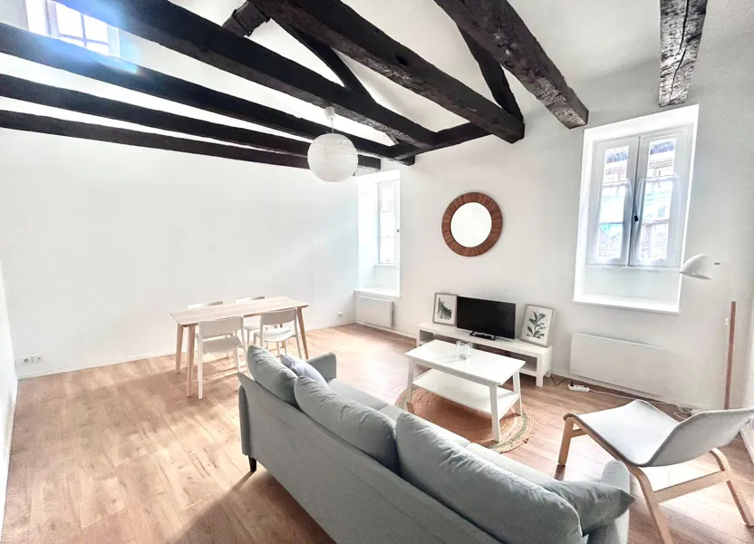 Appartement Place de l'Ancien Hôtel de Ville à Périgueux