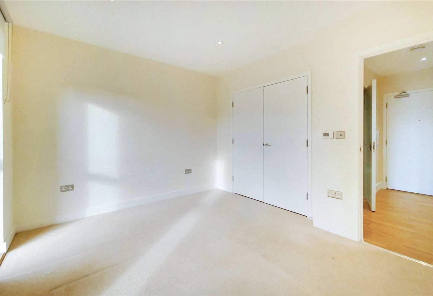 Flat Percival Avenue in Greater London