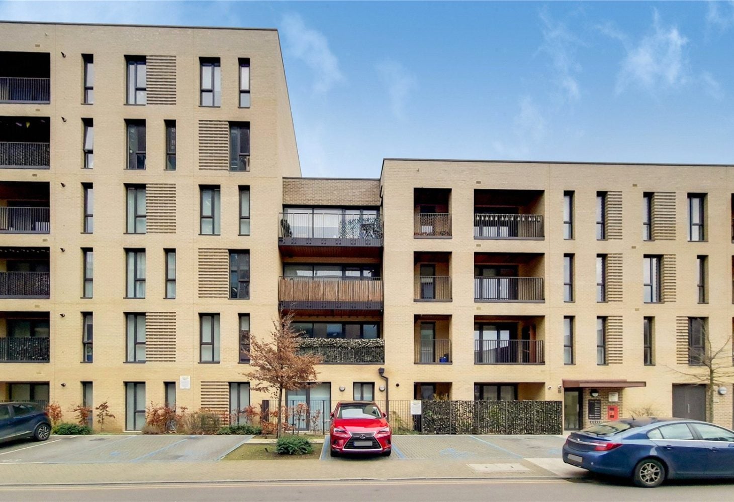 Flat Percival Avenue in Greater London