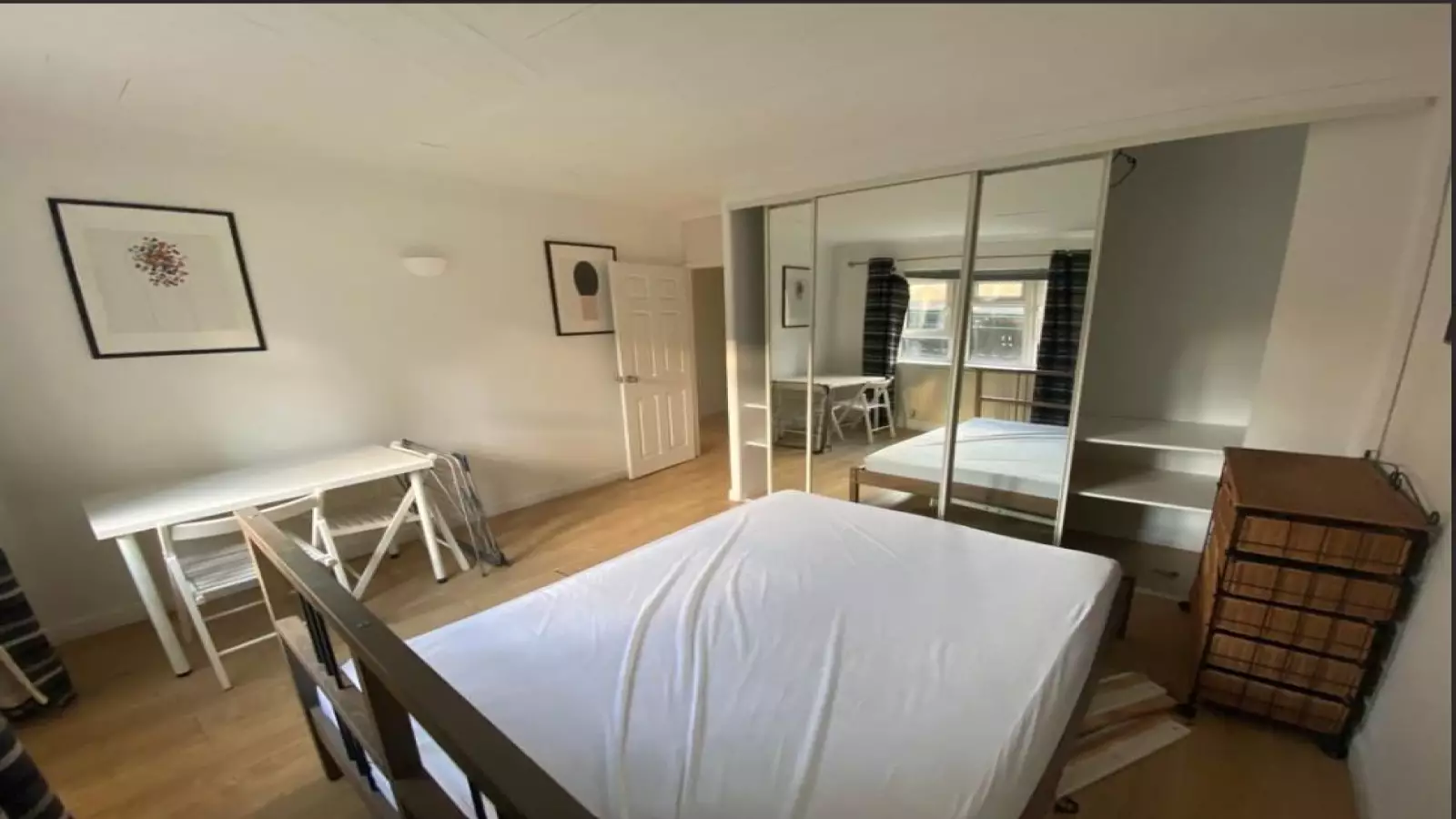 Flat Macroom Road in City of Westminster