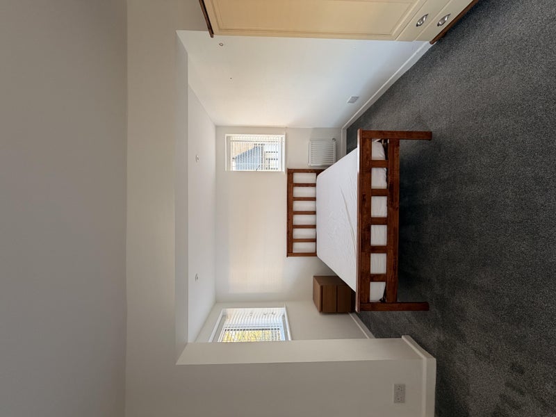 Room Coval Avenue in Chelmsford