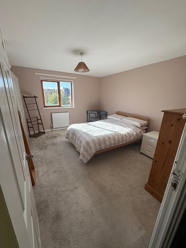 Room Peach Grove in Greater London