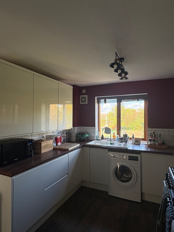 Room Peach Grove in Greater London