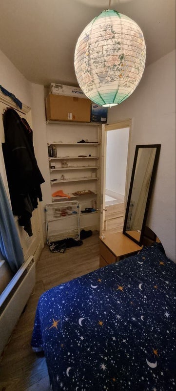 Room Ballards Lane in Greater London