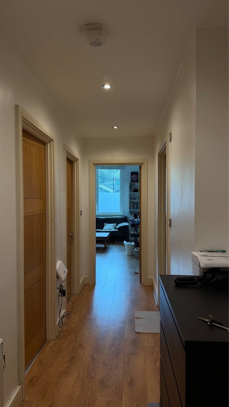 Room Wapping High Street in Greater London
