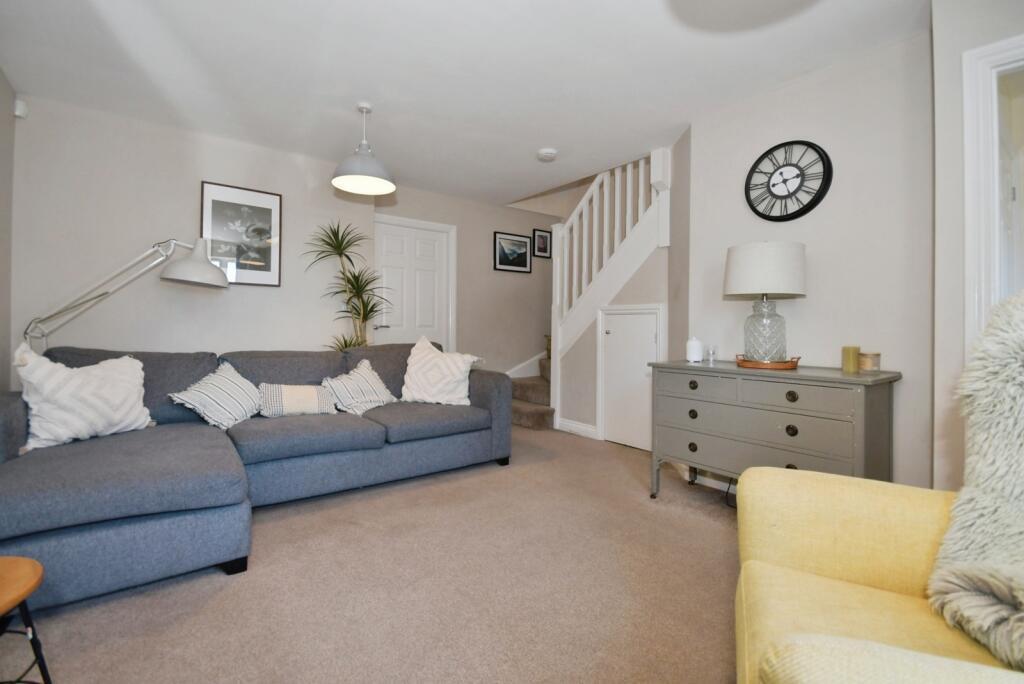House Dunsil Close in North East Derbyshire