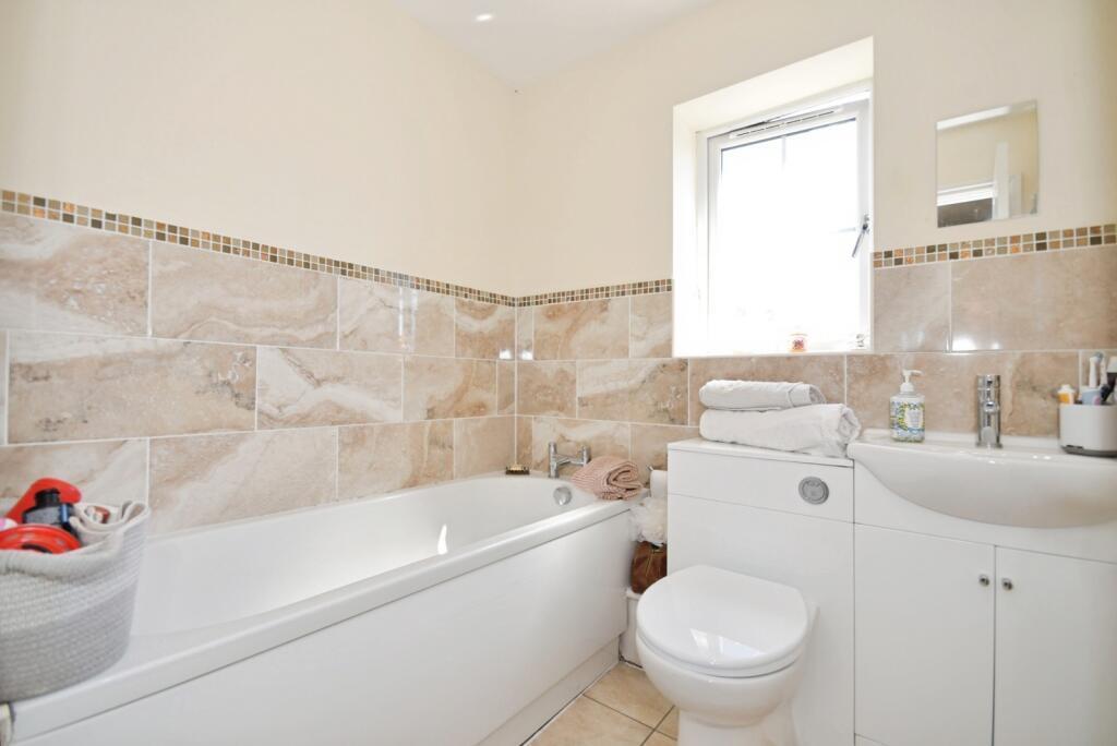 House Dunsil Close in North East Derbyshire