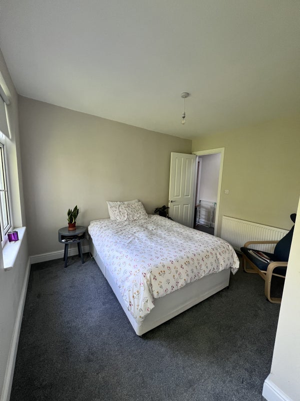 Room Rotherhithe New Road in Greater London