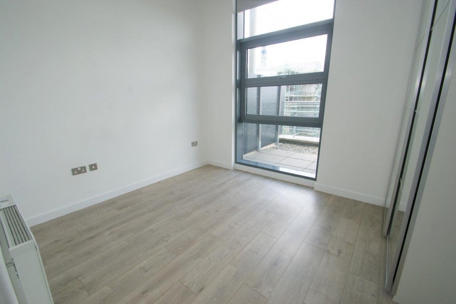 Flat Edinburgh Way in Harlow