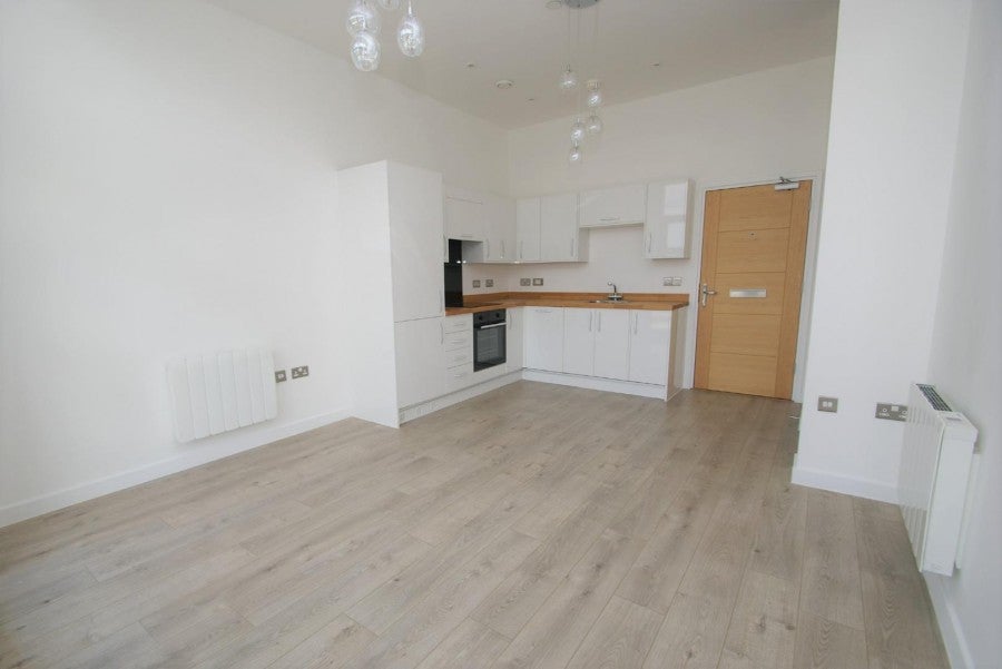 Flat Edinburgh Way in Harlow