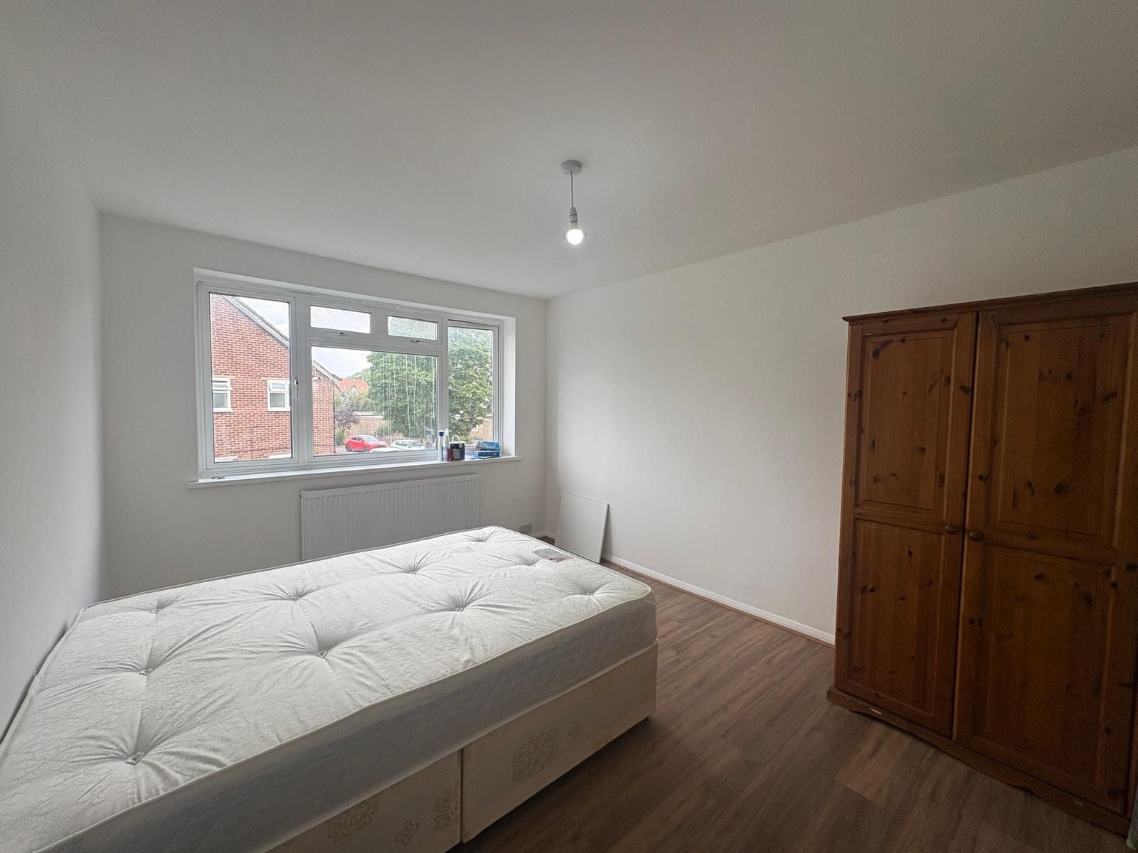 House Uxbridge Road in Greater London