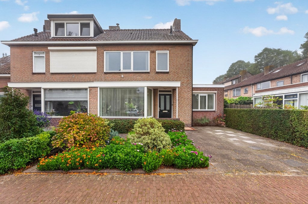 Huis Blokweerweg 19 in Alblasserdam