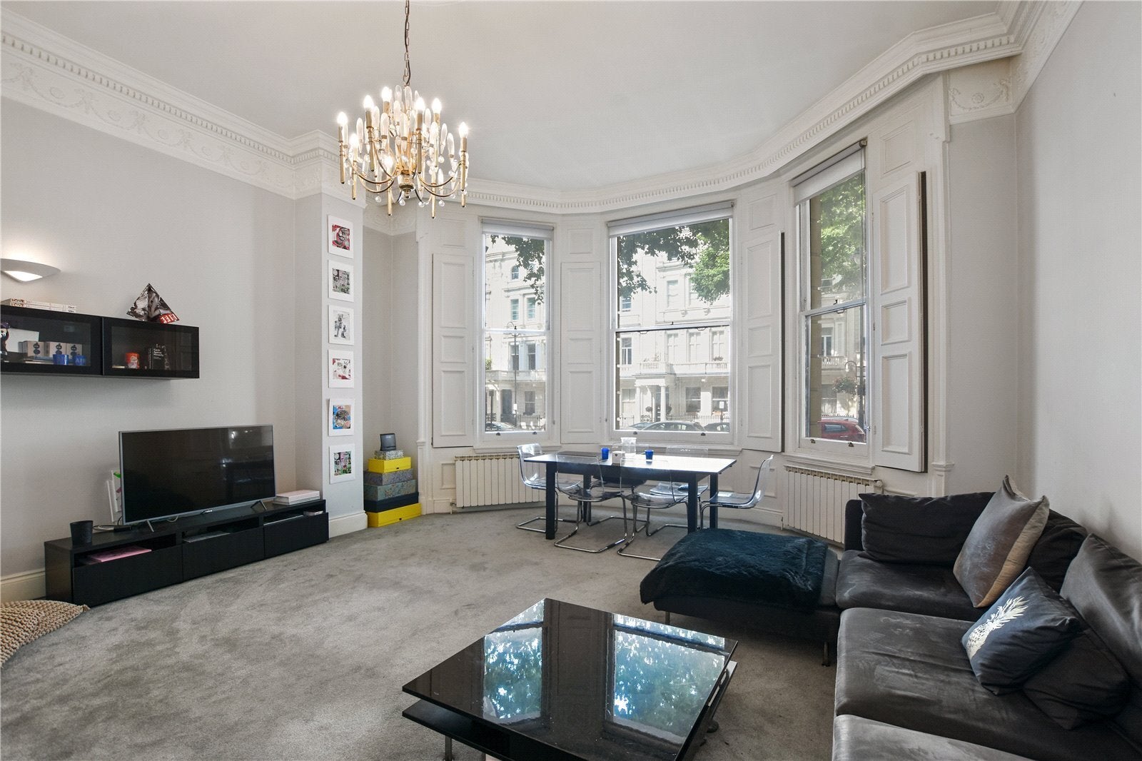 Flat Queen's Gate in City of Westminster