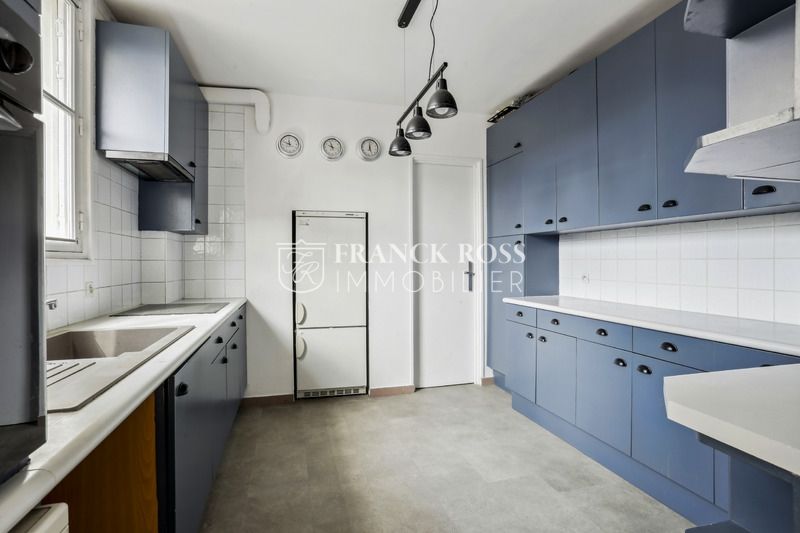 Appartement Rue Philibert Delorme à Paris