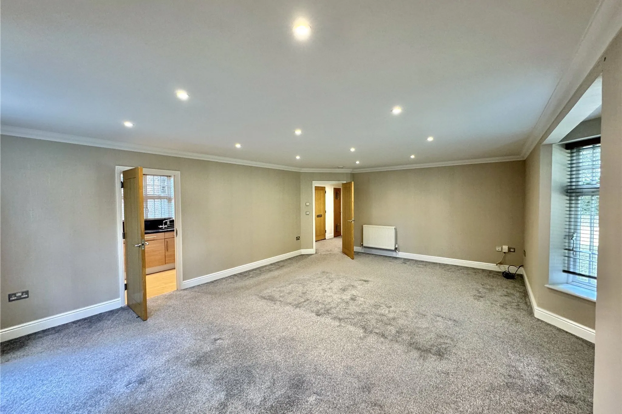 Flat Slade Court in Hertsmere