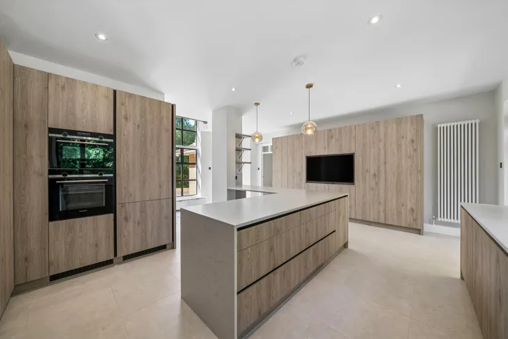 House Coombe Ridings in Greater London