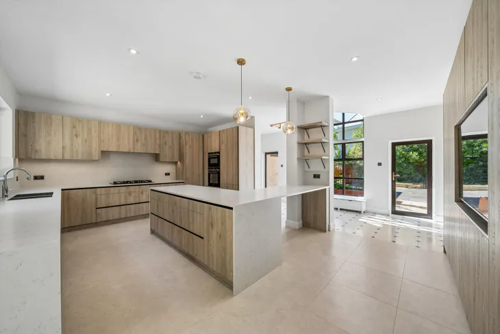 House Coombe Ridings in Greater London