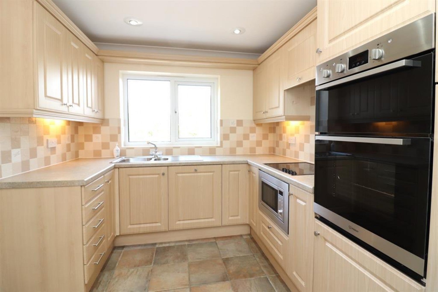House Northumberland Close in Darwen
