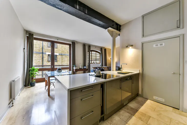 Flat New Crane Place in Greater London