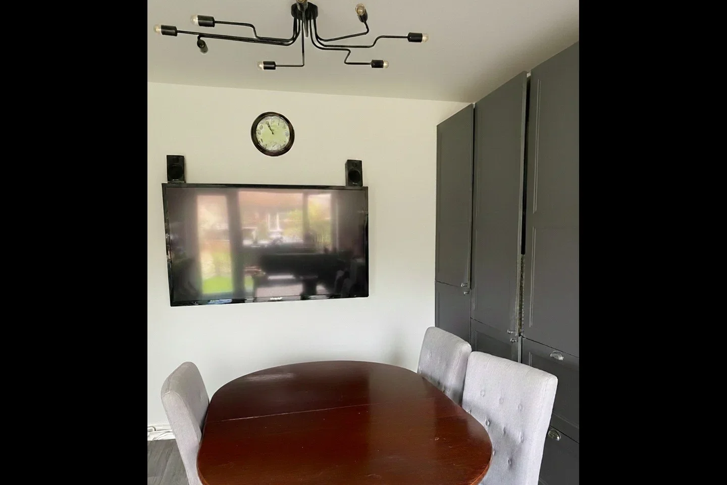Room Dixon Avenue in Chelmsford