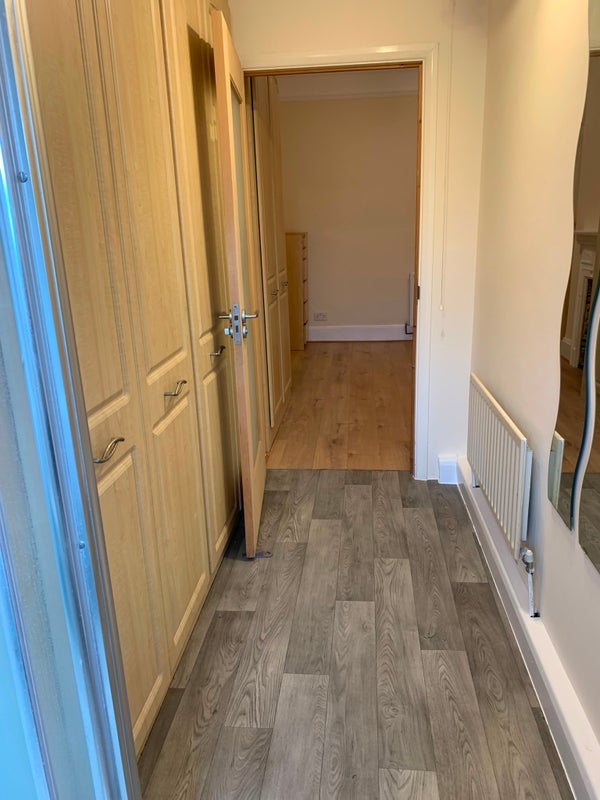 Room Plaistow Lane in Greater London