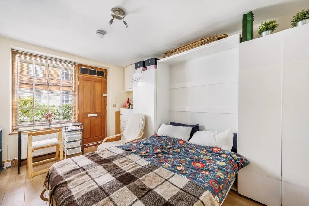 Flat Martlett Court in City of Westminster