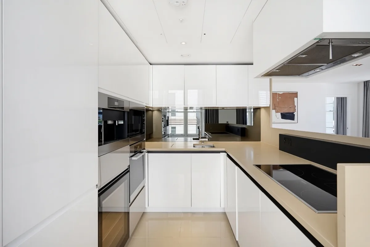 Flat Sherwood Street in City of Westminster