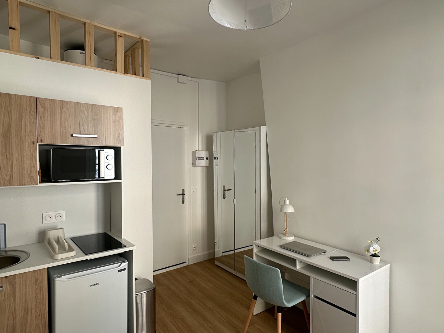 Flat Rue de Satory in Versailles