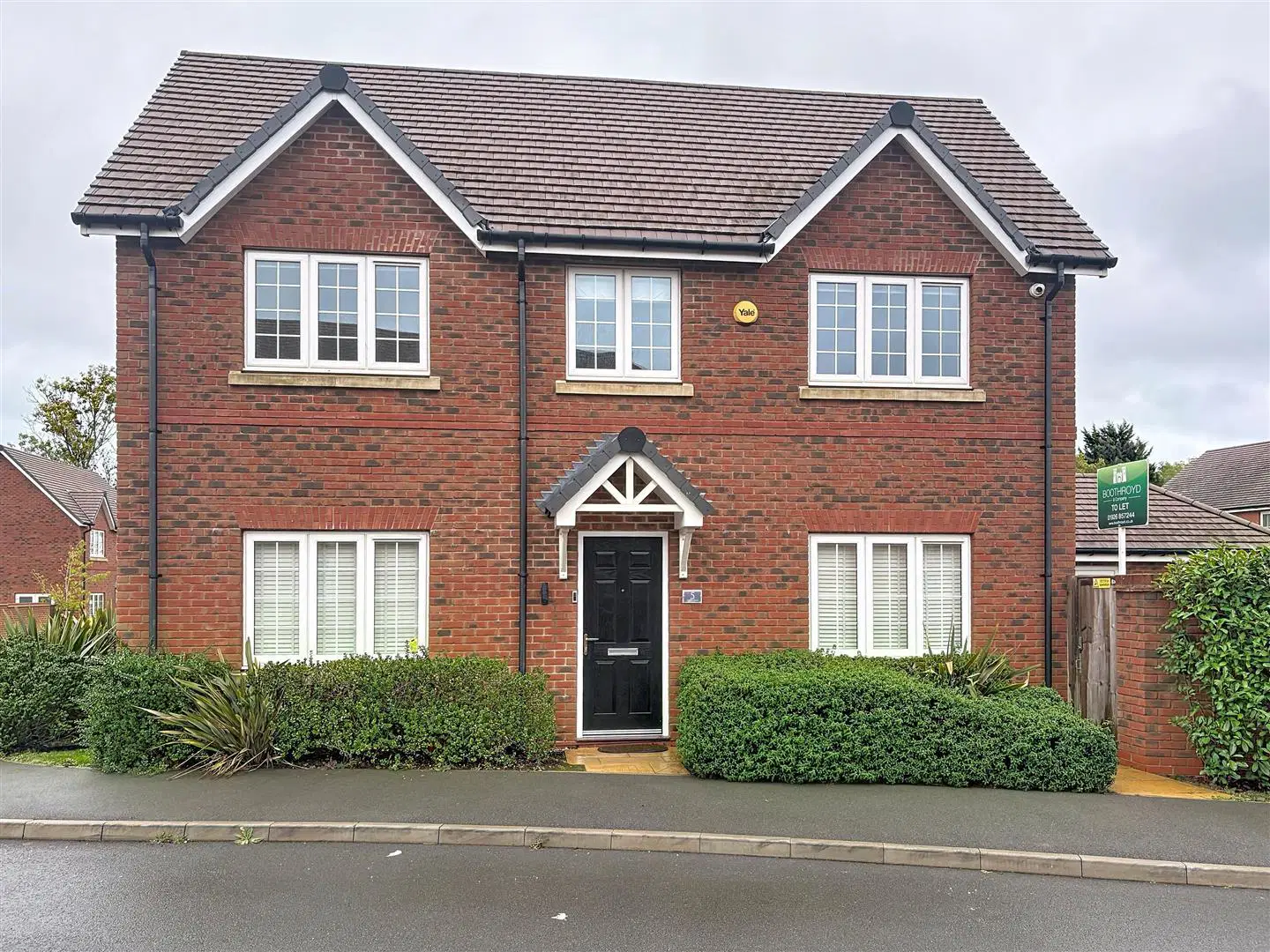 House Maple Lane in Burton Green