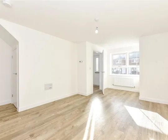 Flat Fairman Road in Chichester