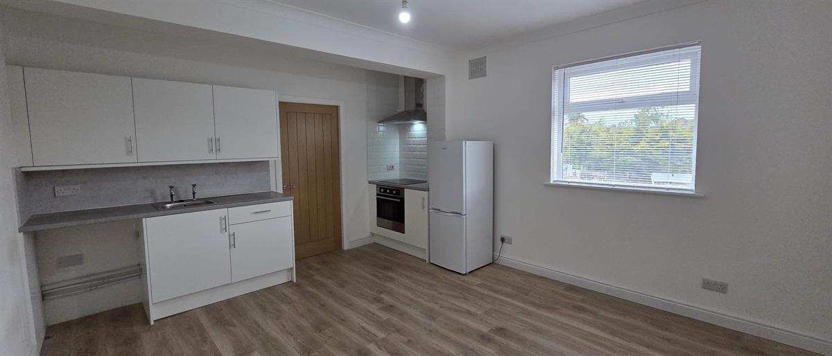 Flat Anlaby Road in Hull