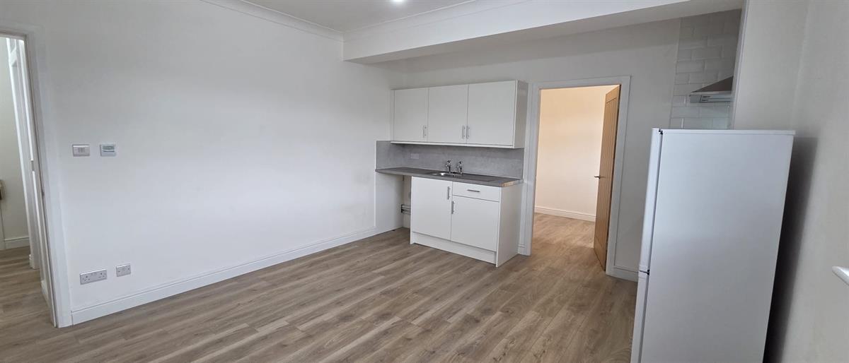 Flat Anlaby Road in Hull